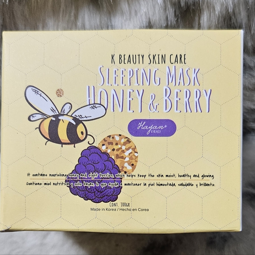 K beauty skin care sleeping mask honey and berry.